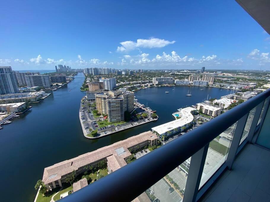 Studio 2Bed Beach Apmt With Amazing Views 30B شاطئ هالانديل المظهر الخارجي الصورة